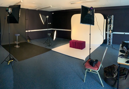 MB004. set up for photography